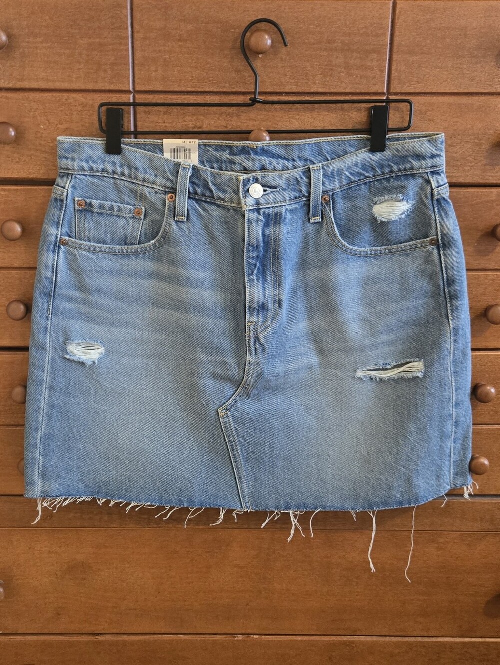 Levi's Light Blue Distressed Denim Mini Skirt Size 14 (32)
